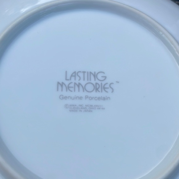 Vintage HOLLY HOBBIE Porcelain Collector Plate - Picture 4 of 6